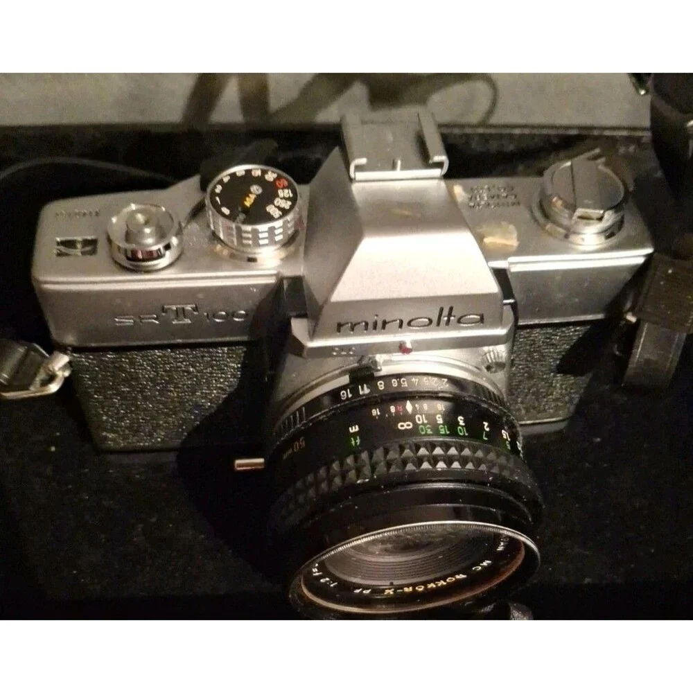 Classic Minolta SRT 100 35mm SLR Film Camera With MD 50mm F2 Lens